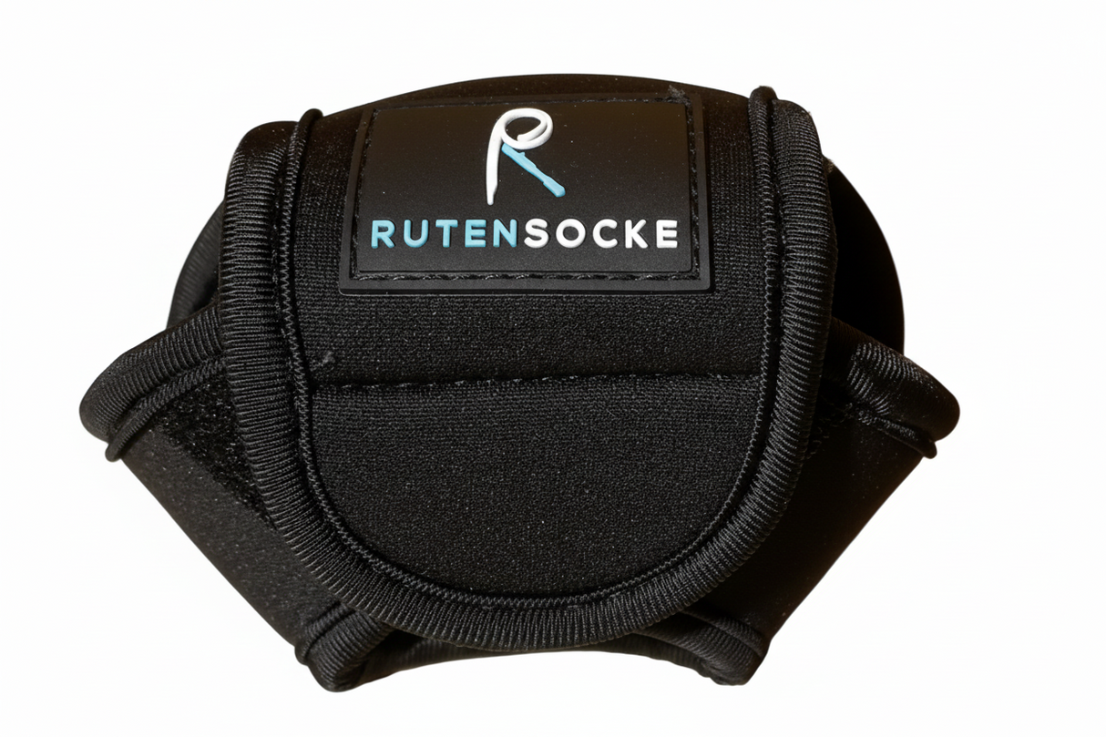 Rutensocke Rollentasche Cast M, großes Logo, (Rollenschutz für Baitcast-Rollen ab Größe 200)