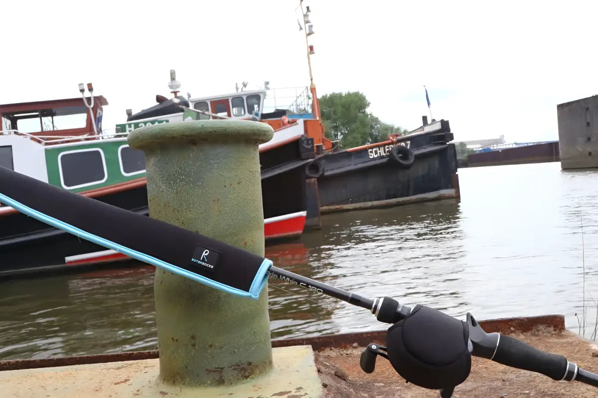 Rutensocke NEO CAST M 1-Teiler (160cm lang Premium Neopren Rutenschutz für Ruten bis 210cm)