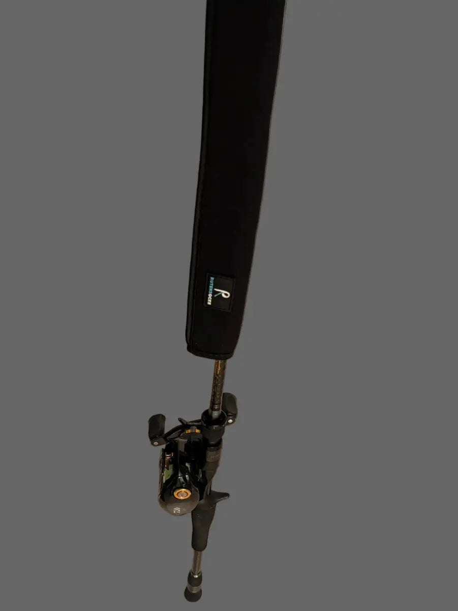 Rutensocke NEO CAST MS 1-Teiler Schmale Version (160cm lang Premium Neopren Rutenschutz für Ruten bis 210cm) - Schwarz