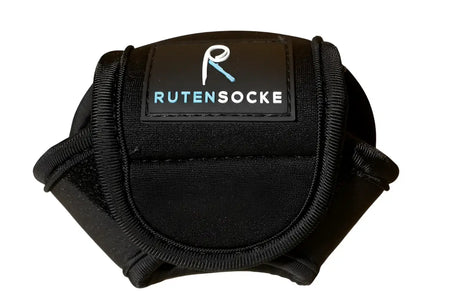 Rutensocke Rollentasche Cast M großes Logo (Rollenschutz für Baitcast-Rollen ab Größe 200)