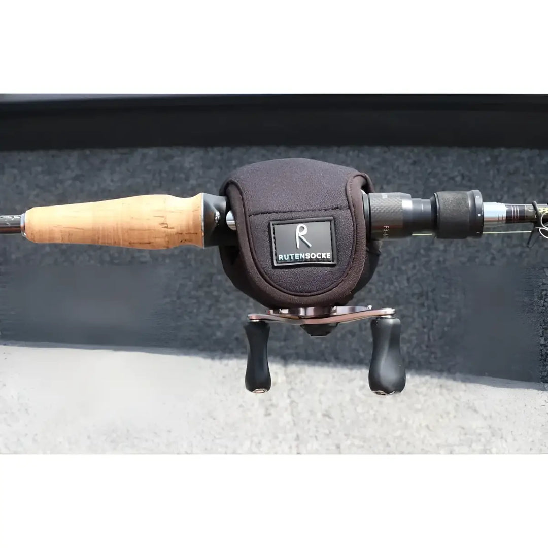 Rutensocke Rollentasche Cast S (Rollenschutz für Baitcast Rollen von Größe 50 200)